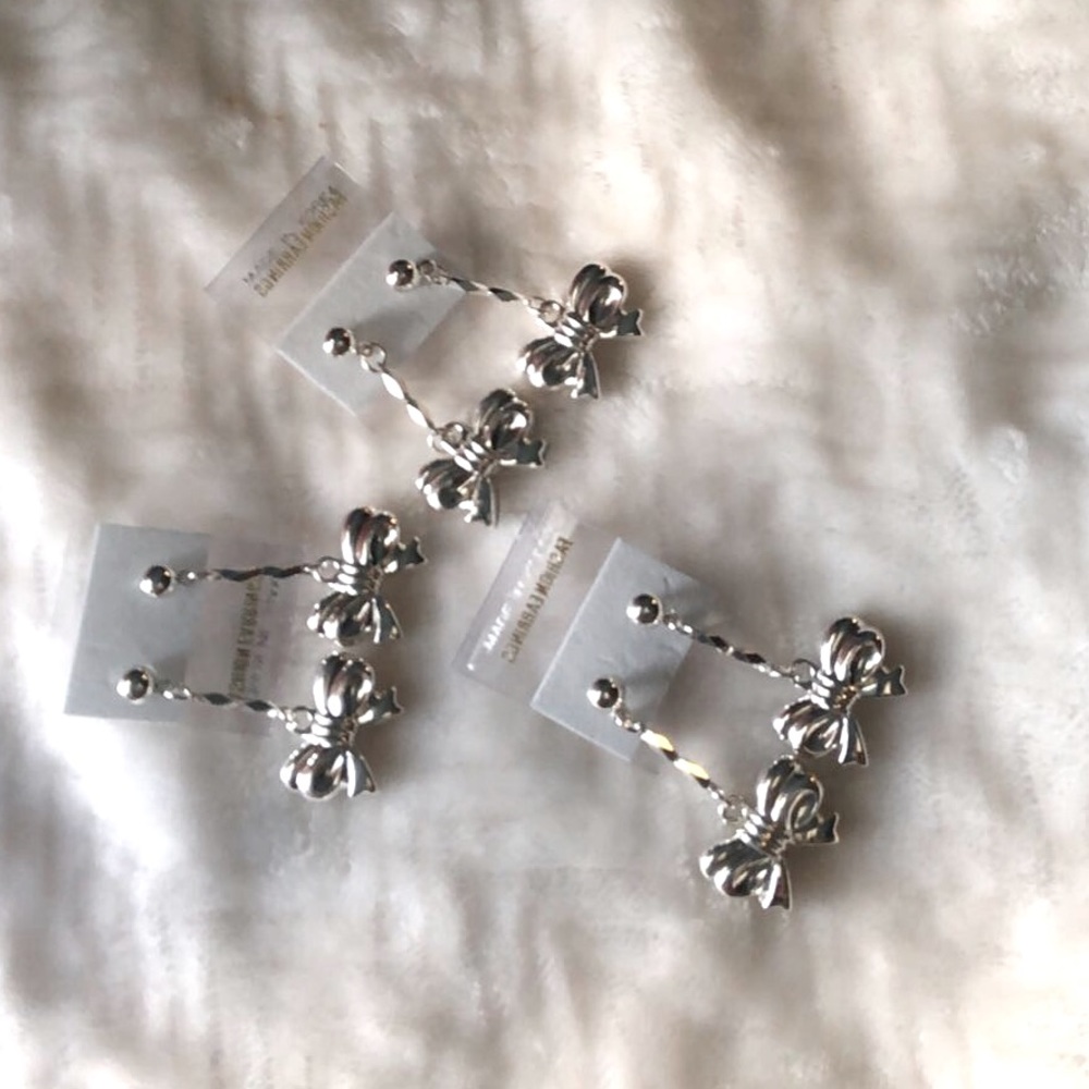 Cute earring